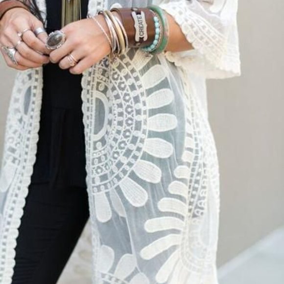 Bohemian Lace Embroidered Kimono in Ivory - Picture 5 of 7